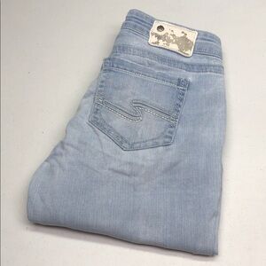 SILVER SUKI MID ANKLE SKINNY JEANS 28x27 ⭐️